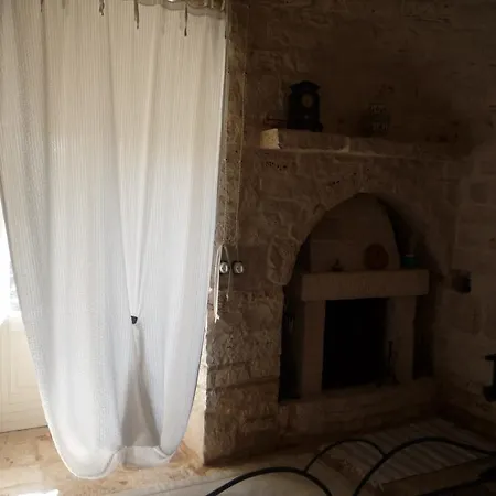 Trullo Votano Rosso *