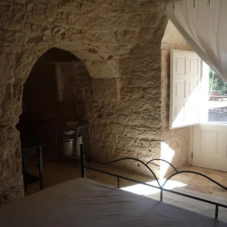 Trullo Votano Rosso Ceglie Messapica
