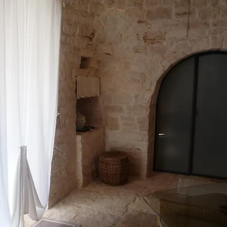 Trullo Votano Rosso Ferienhaus *