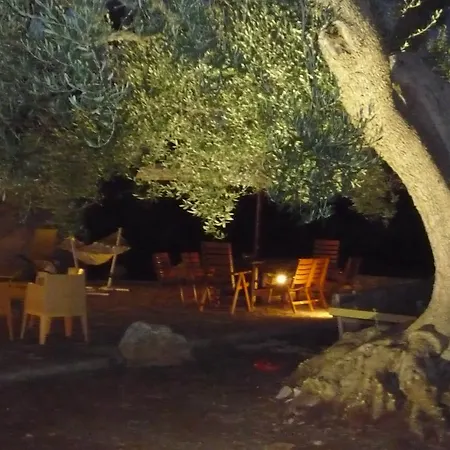 Trullo Votano Rosso * Ceglie Messapica