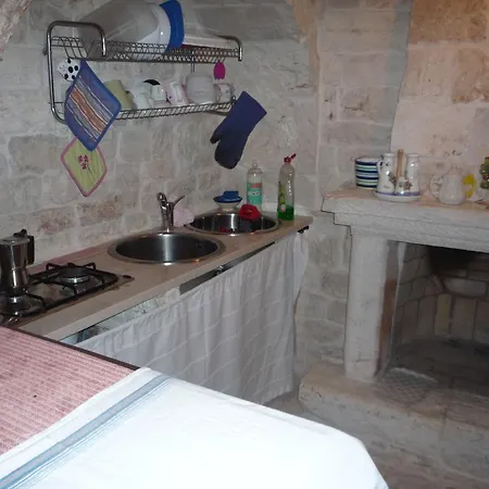 Trullo Votano Rosso * Ceglie Messapica