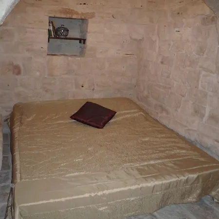 Trullo Votano Rosso